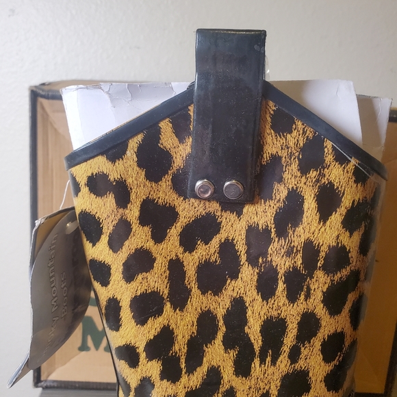 Smoky Mountain Leopard Print Boots. Brand New in Box. Size 10 never worn - Picture 5 of 5
